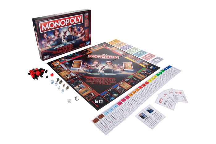 these-new-stranger-things-board-games-are-perfect-for-a-halloween-night-in-2-1556669843-LVvS-column-width-inline