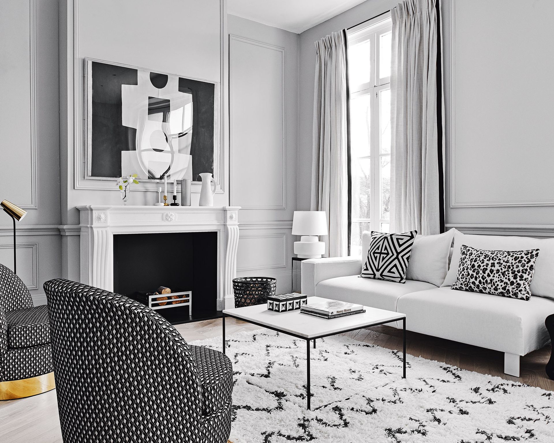 living room ideas with monochrome details