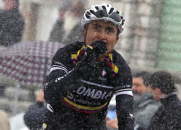 Amidst blustery snow, Darwin Atapuma won the final stage of the 2012 Giro del Trentino.