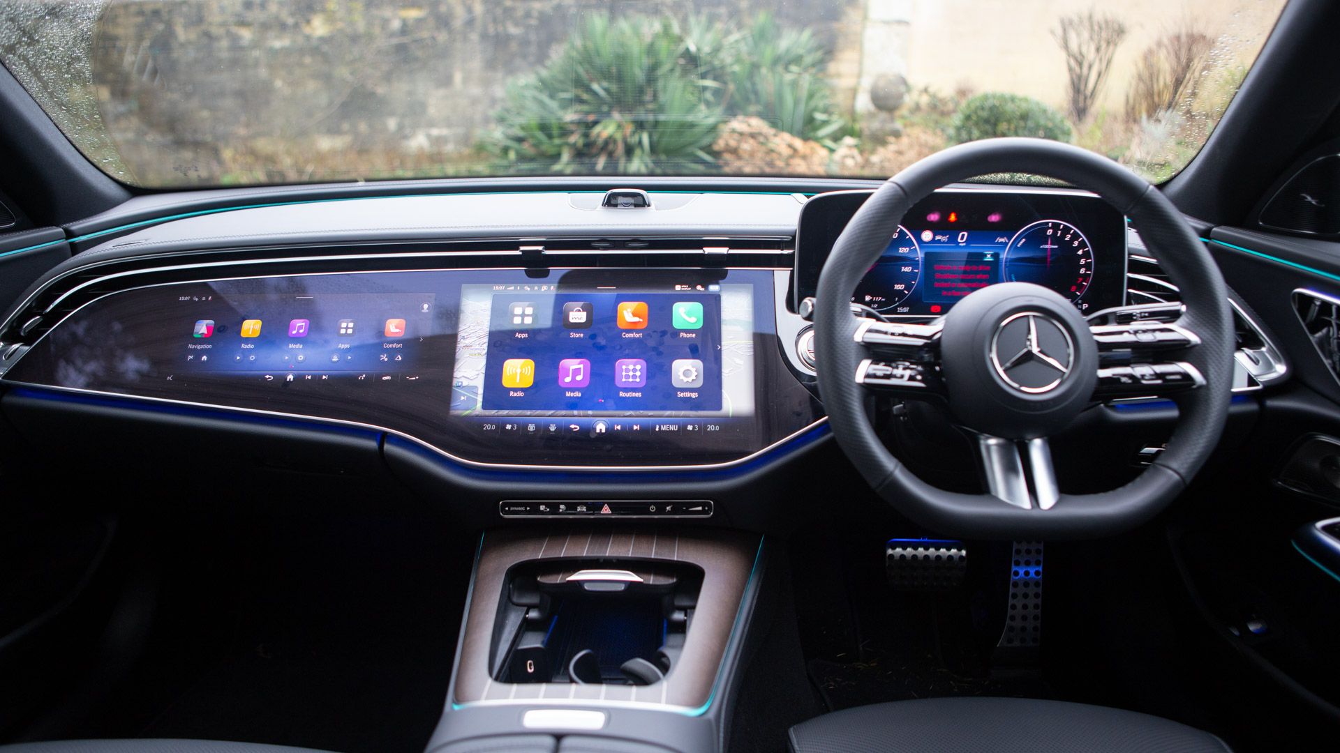 Mercedes-Benz E-Class 2024