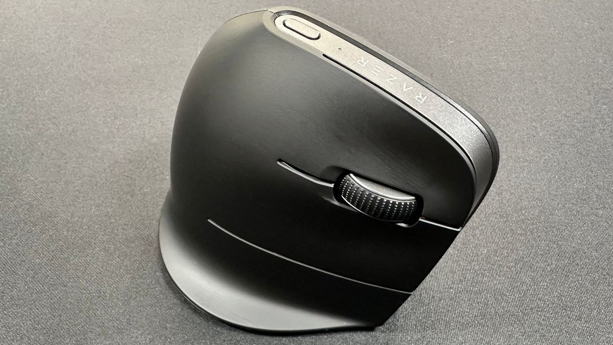 Razer Pro Click V2 Vertical Edition review