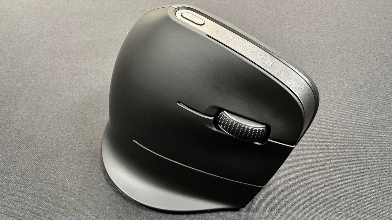 Razer Pro Click V2 Vertical Edition review