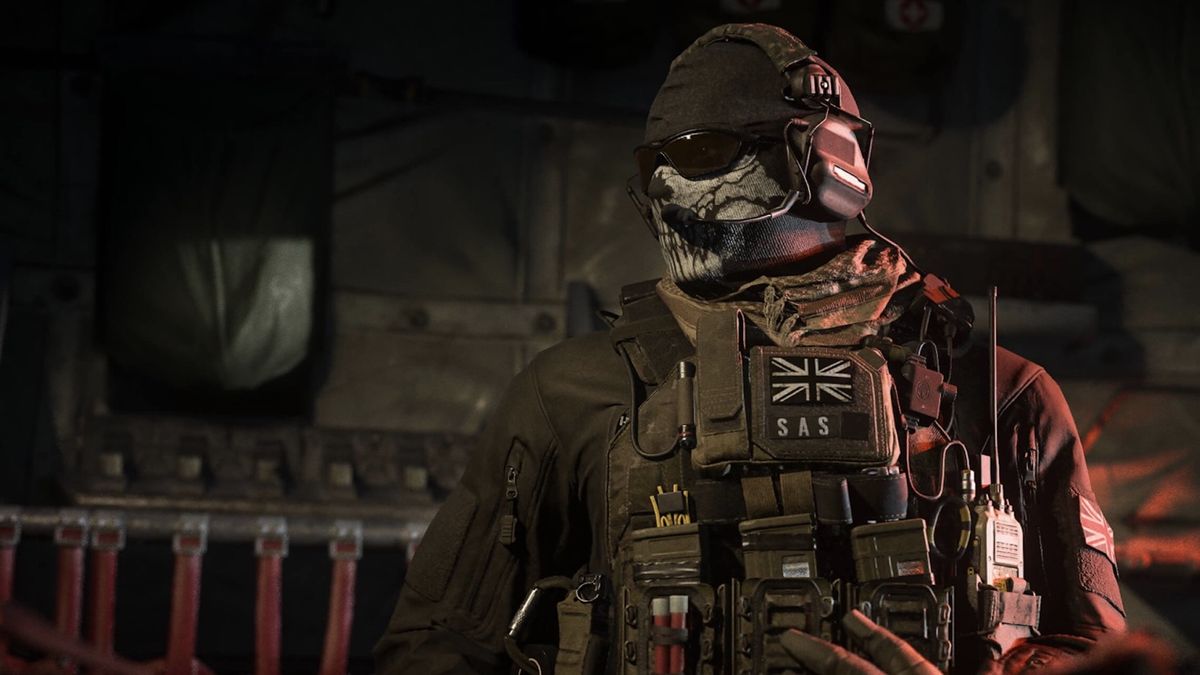 A soldier from Modern Warfare 3 stands in uniform, looking to the left