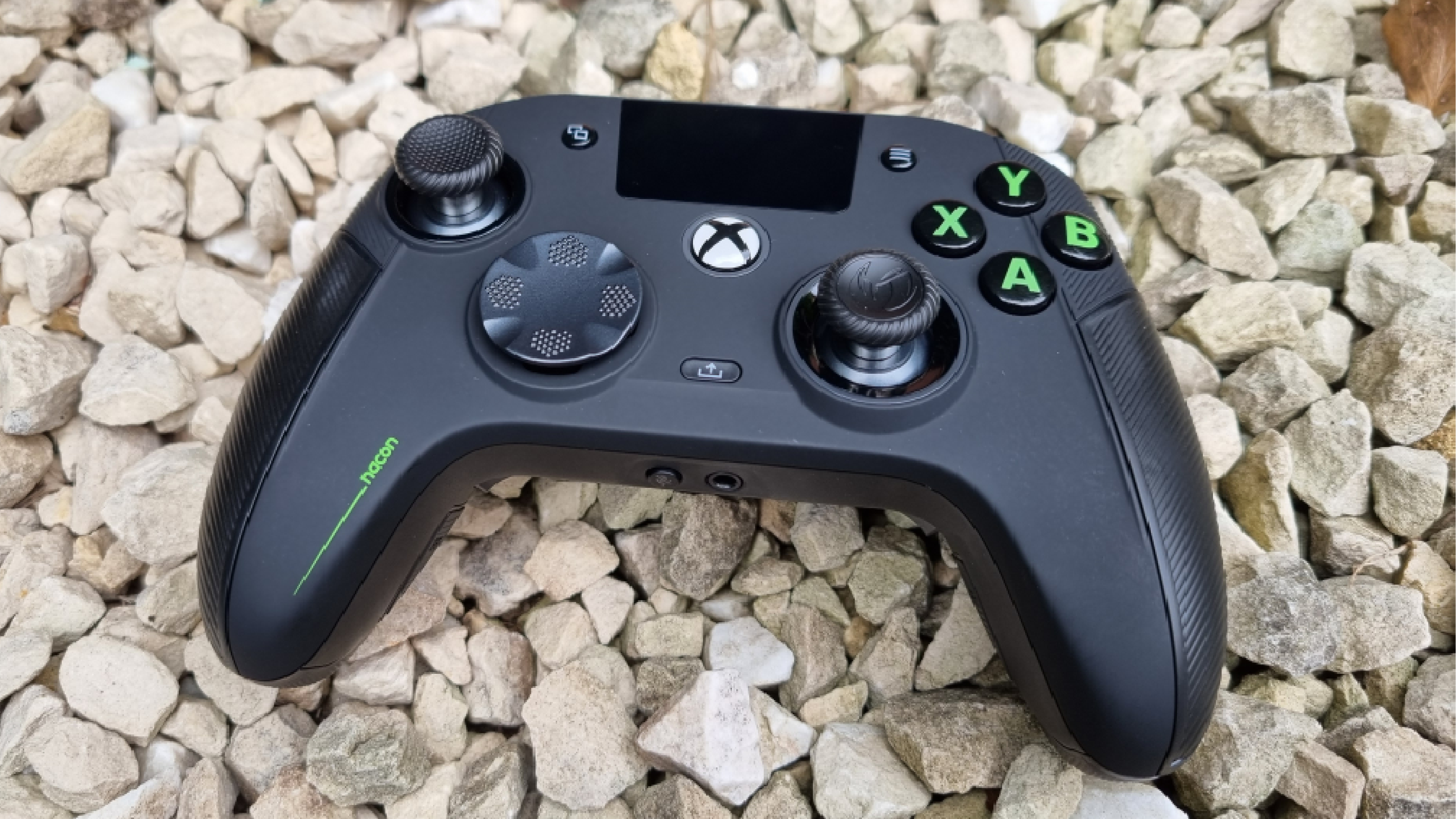 The Nacon Revolution X Unlimited Wireless controller