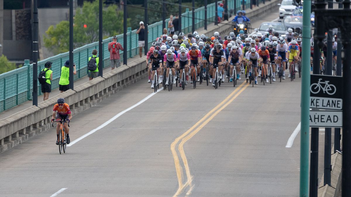 Human Powered Health, who won the previous 2021 race, attacked from the gun.