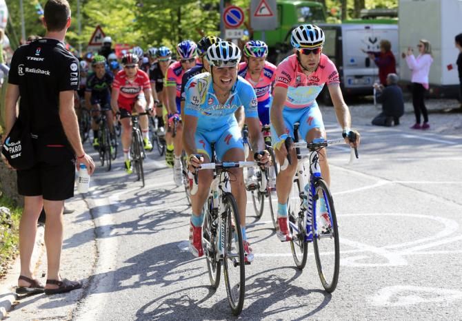 Agnoli stood by Nibali until he couldn't give any more