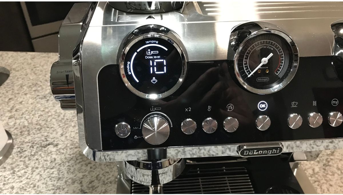 tampering on the De&rsquo;Longhi La Specialista Maestro