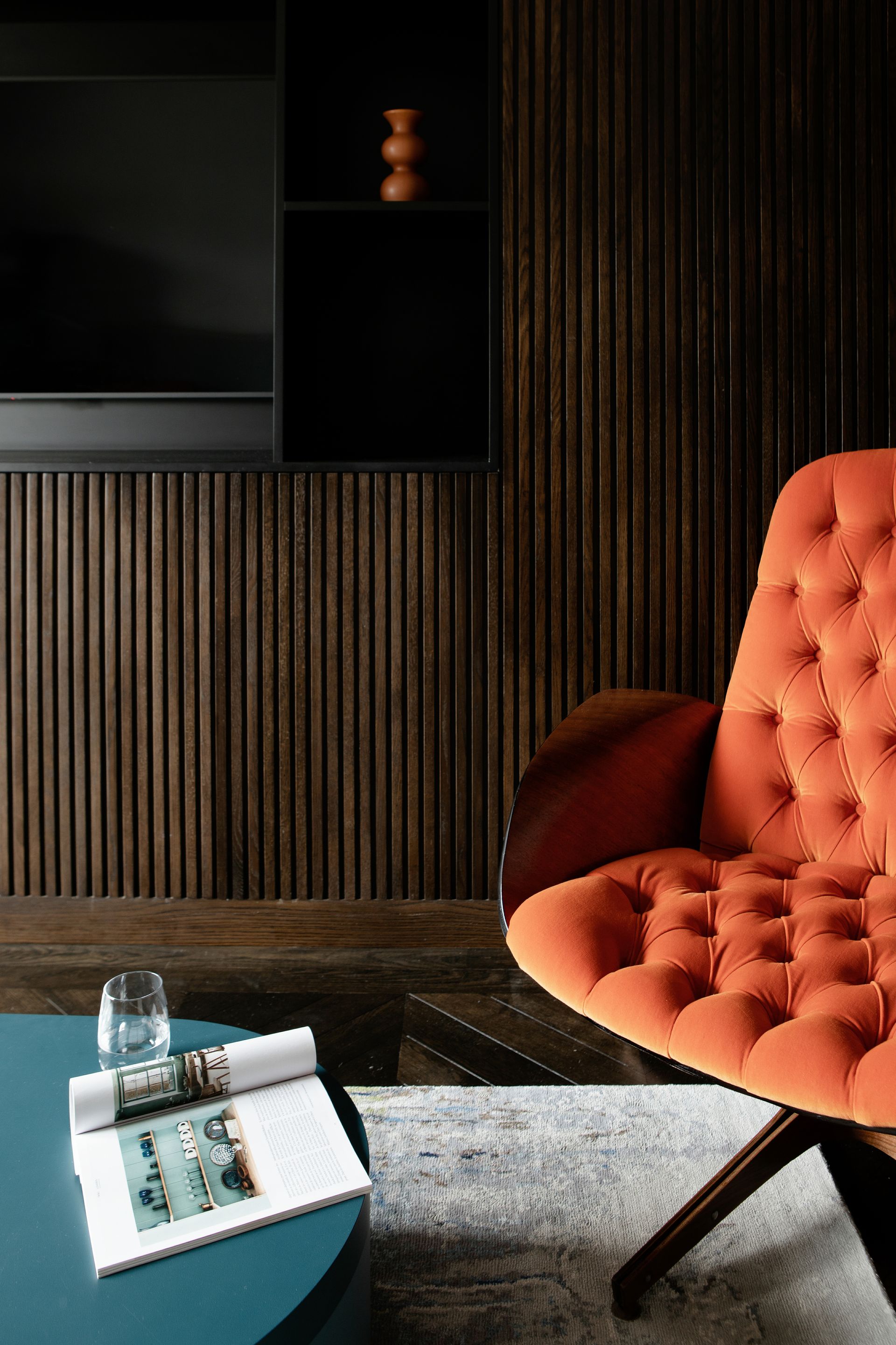 How to add a pop of color to living room 10 winning ways Livingetc