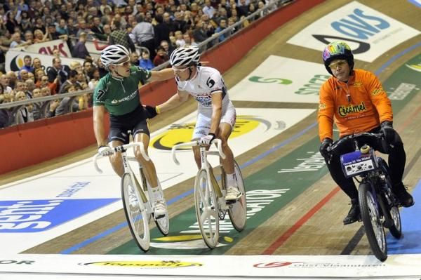 De Ketele is congratulated by Keisse after the derny race