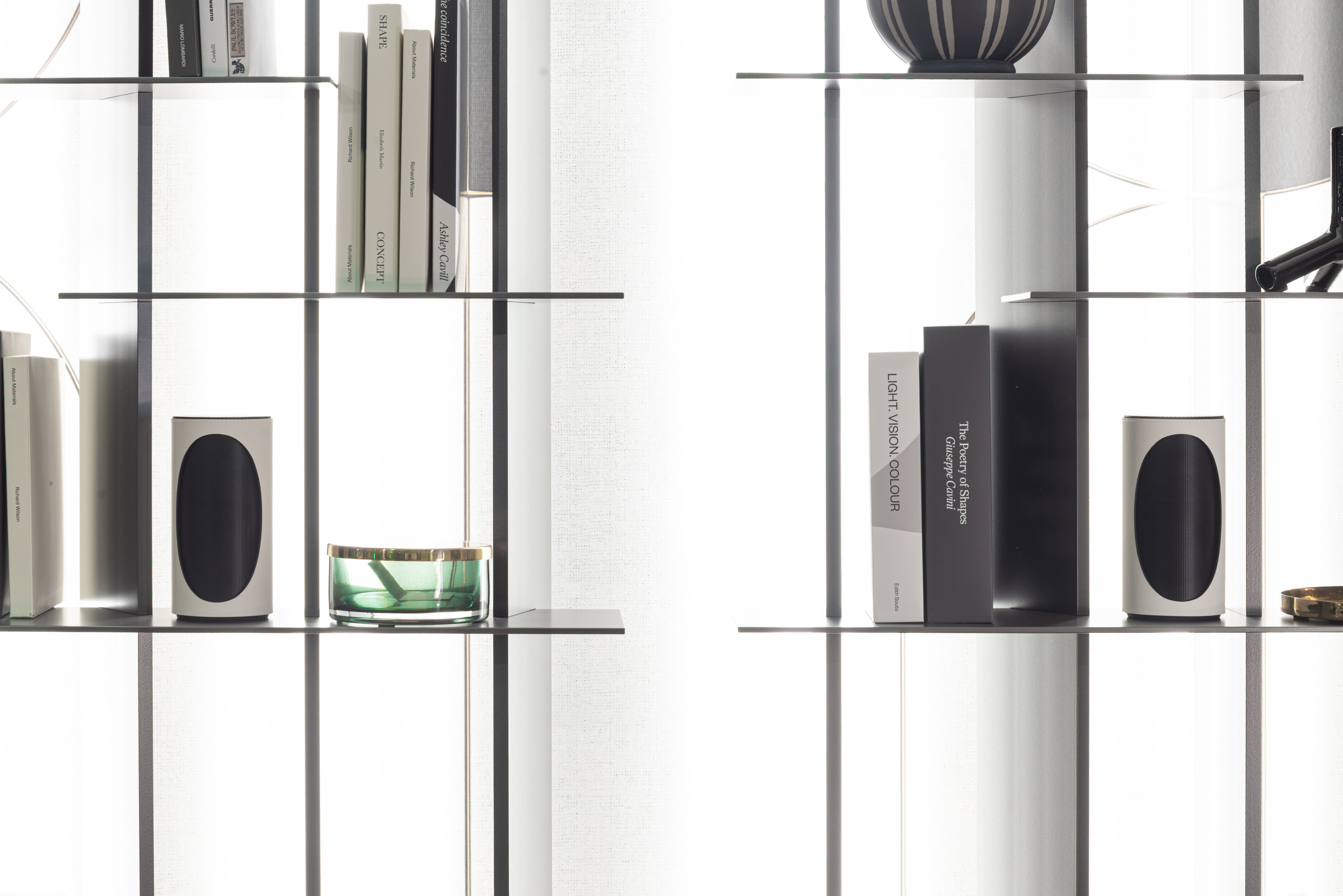 Geneva Lab Duo in white