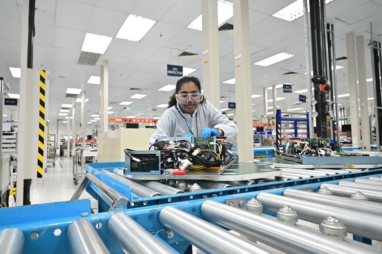 Intel Packaging
