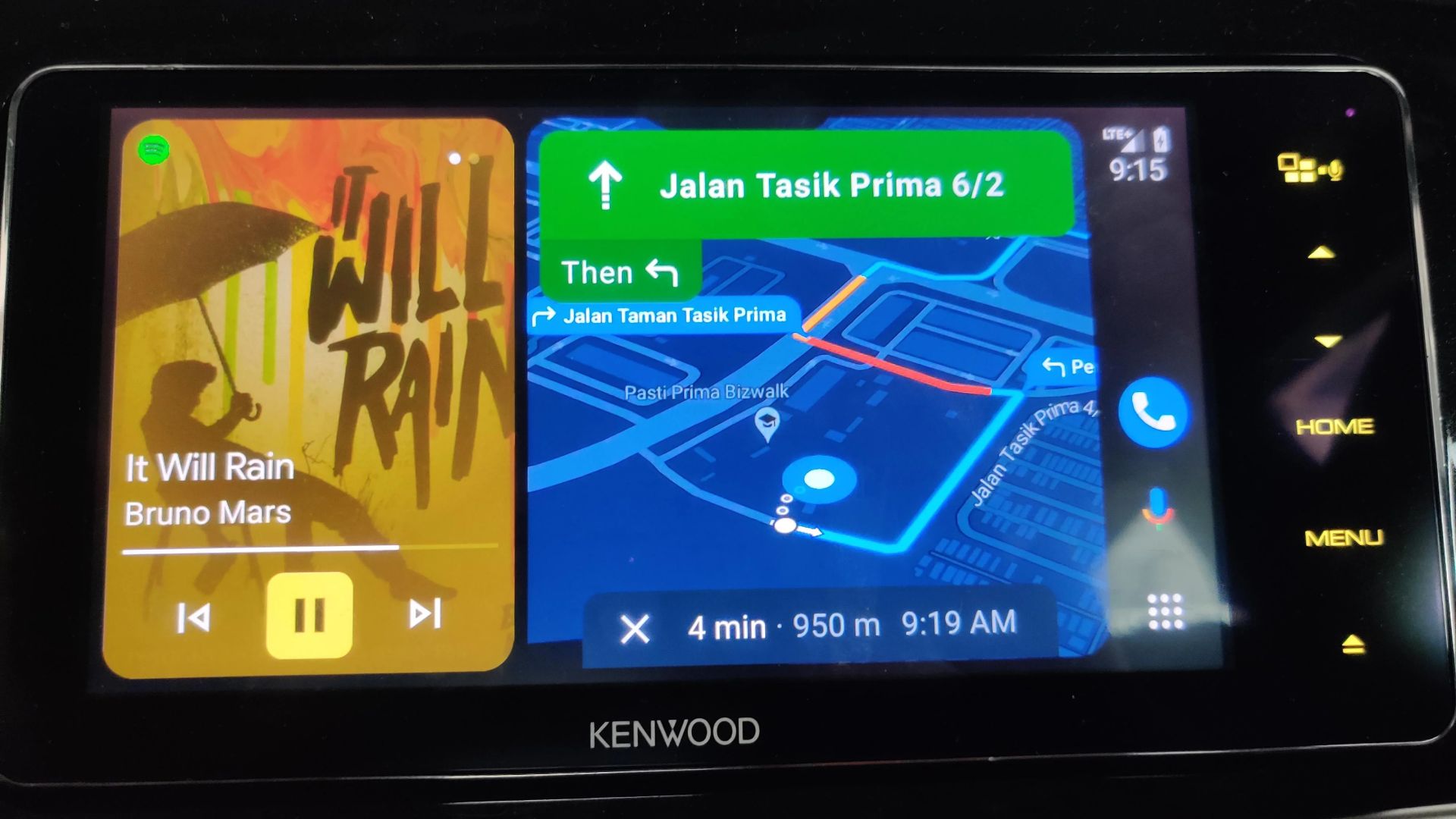 Android Auto soplit screen working on a 7-inch display