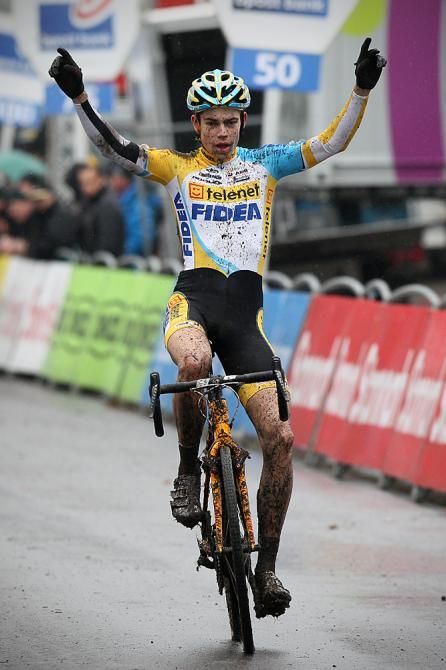 Wout Van Aert celebrates his win in Essen