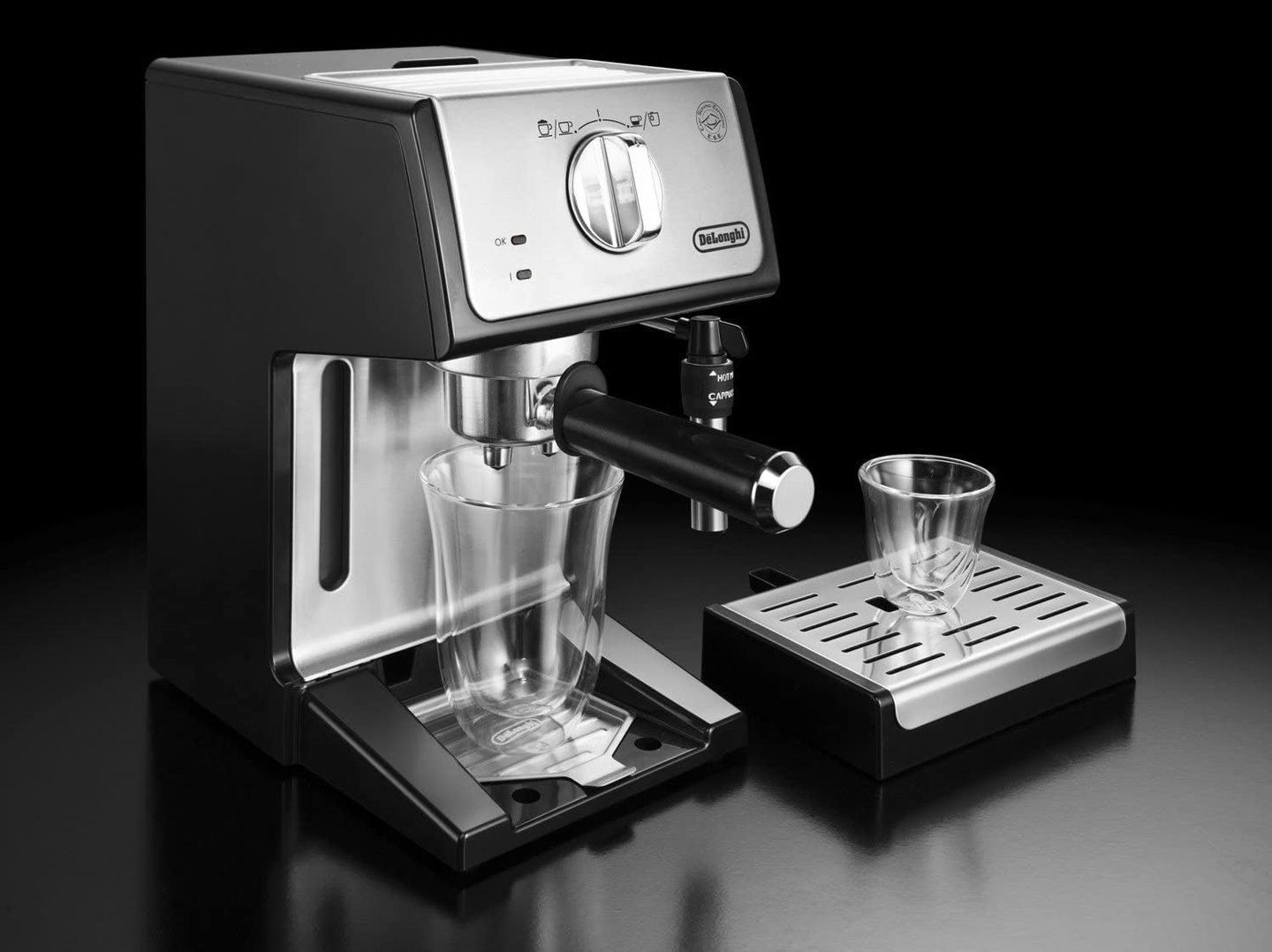 You Can a De'Longhi Espresso Machine for a Steal Today | Real Homes