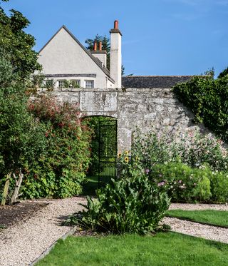 Glenmorangie House exterior with country garden