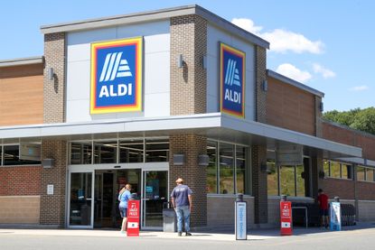 Aldi store outside view