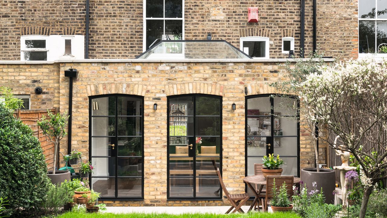 glass roof lantern extension in contemporary style photo from william eckersley