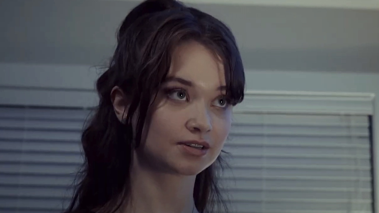 Alison Thornton's Samantha in bedroom in Girl Gone Bad