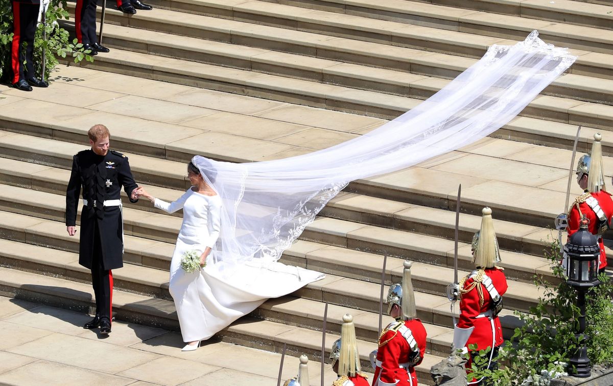 Le choix de la robe de mariée de Meghan Markle aurait « surpris la reine »