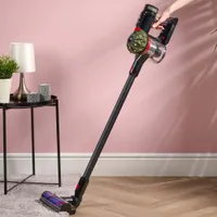 Dyson V8 Cyclone Dyson V8 Cyclone