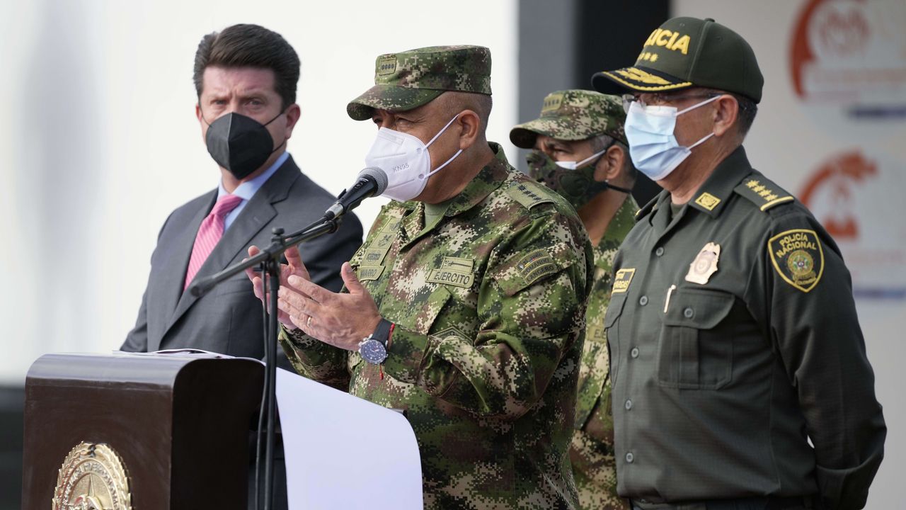 Colombian Armed Forces Commander Gen. Luis Fernando Navarro.