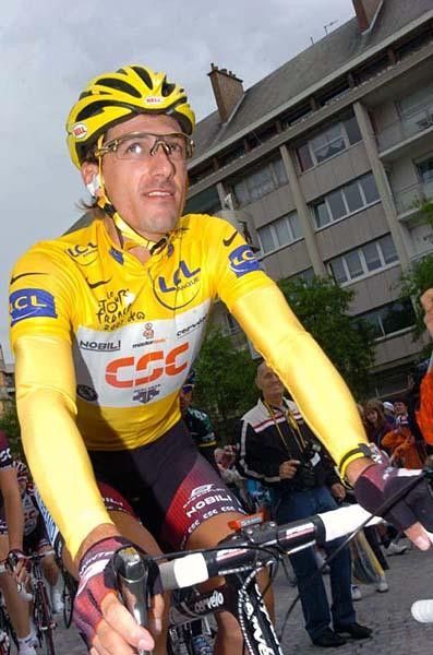 Fabian Cancellara (Team CSC) enjoys another day in yellow.