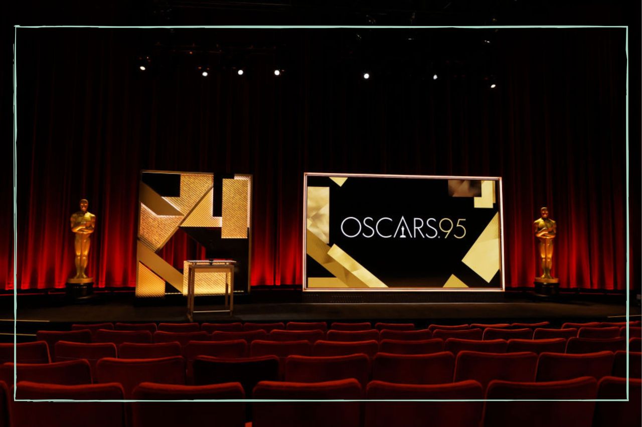 a long shot of The Oscars stage and statue taken in Hollywood’s Dolby Theatre