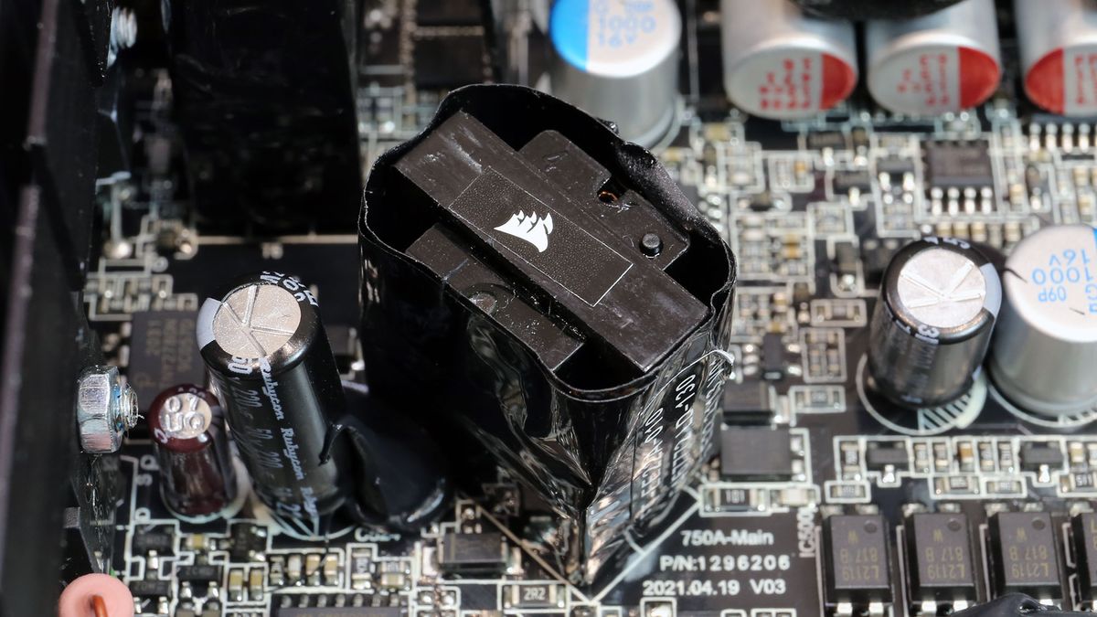 Corsair TX650M