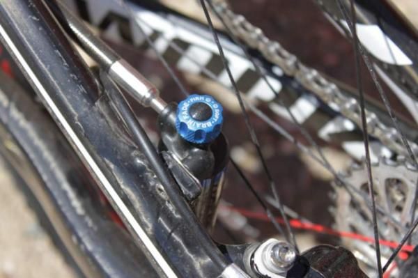 The rear shock and fork feature Brain Fade threashold adjustments.
