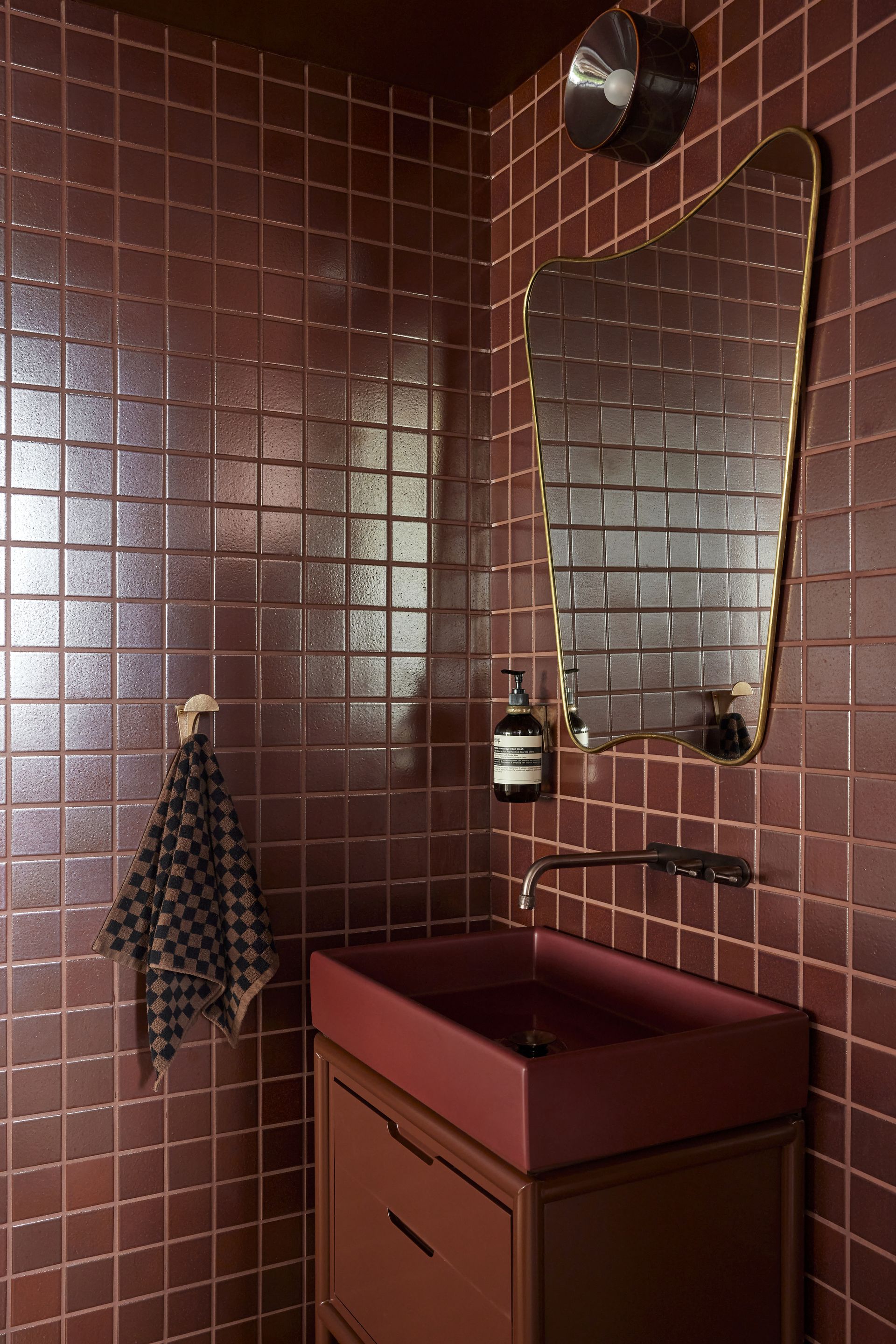 A freestanding vanity