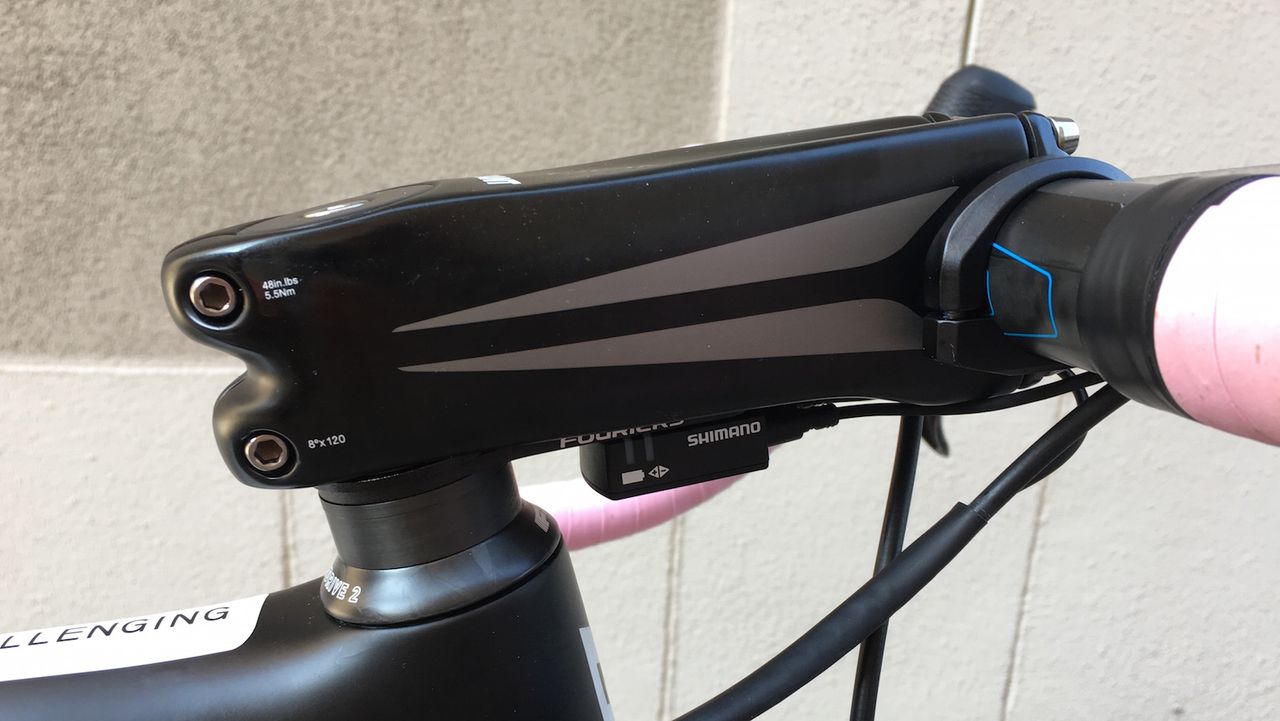 Fouriers also provide a neat Di2 junction box holder, which doubles up as a spacer