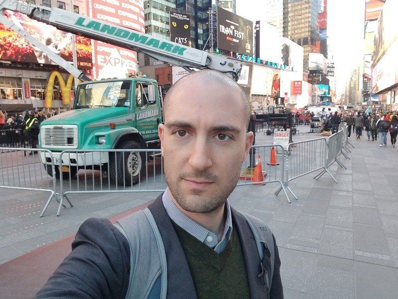 Galaxy S8 front-facing shot
