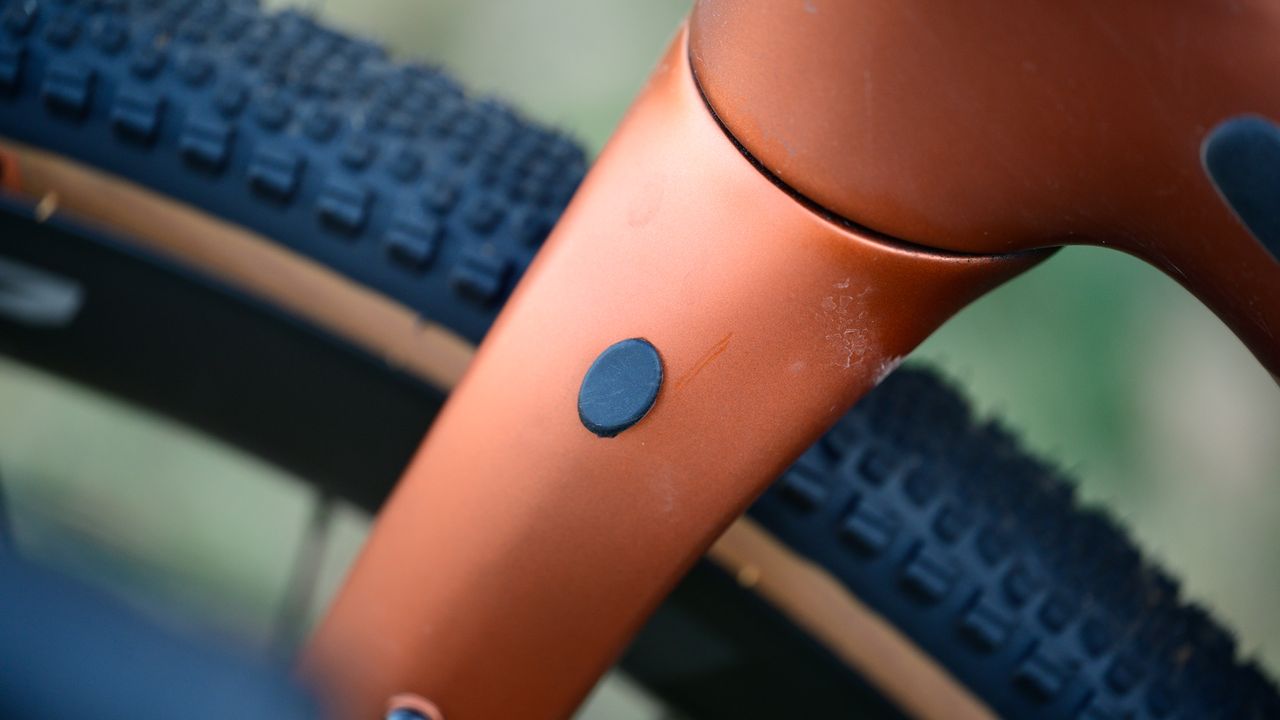 Ribble Gravel SL external brake cable routing
