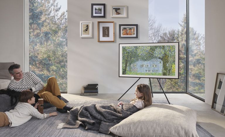 Samsung The Frame (2020) 32in TV review | Real Homes