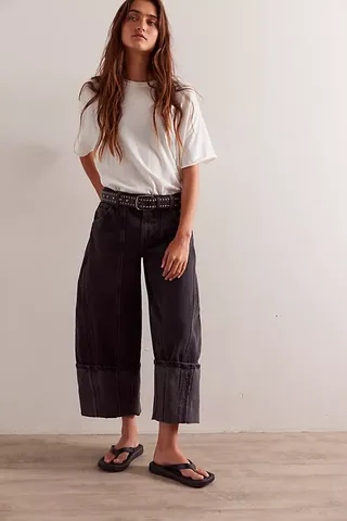 We the Free Olsen Cuffed Crop Barrel Jeans