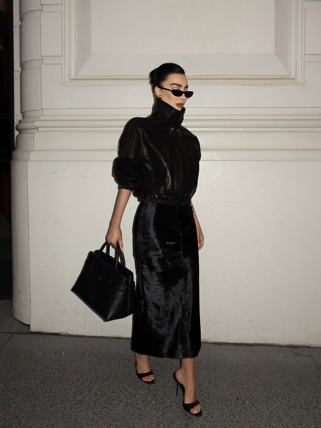 An image of a woman wearing peep toe sandal shoe trend 2026