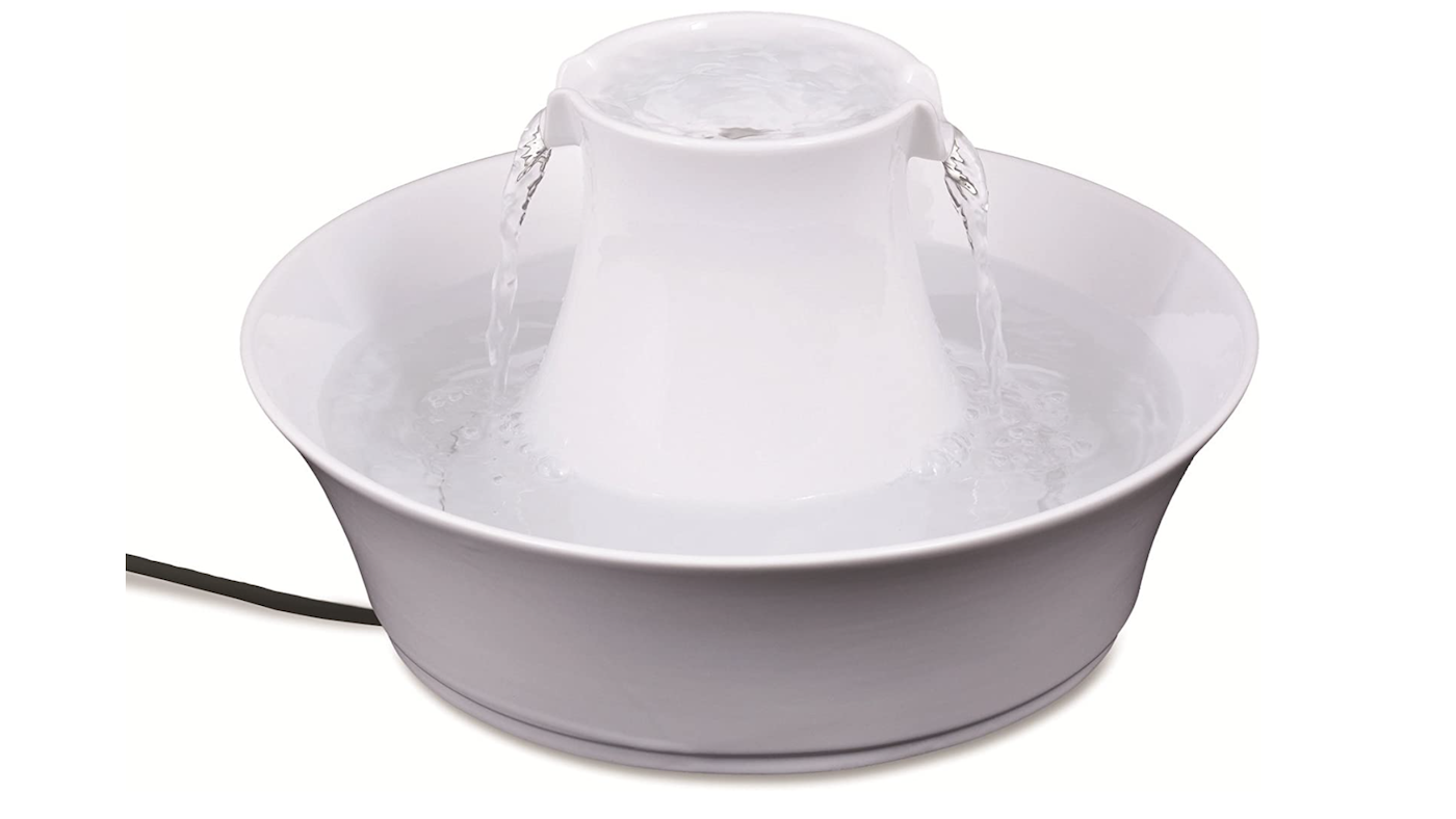 Petsafe Avalon water fountain for dogs and cats
