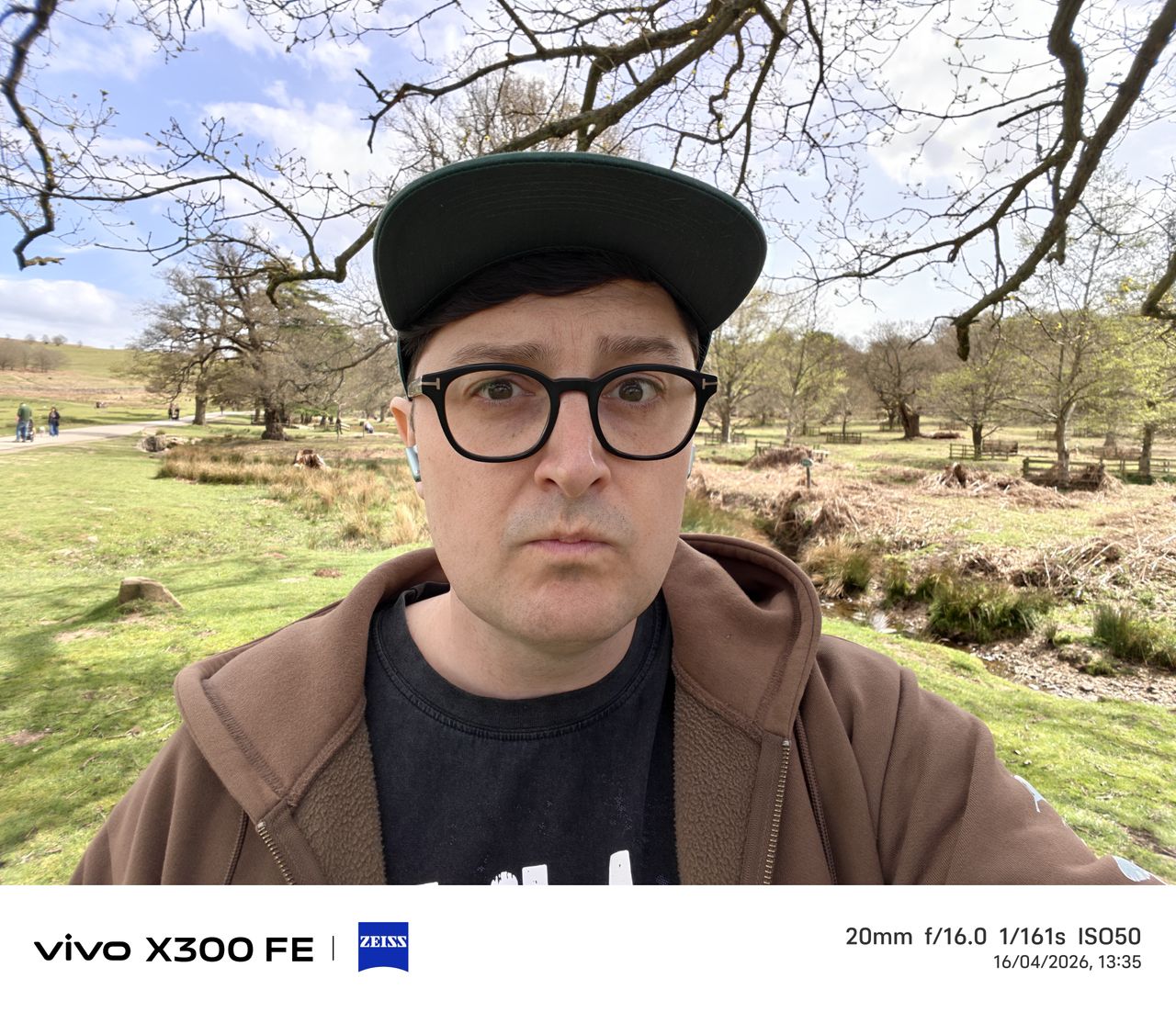Photo samples from the Vivo X300 FE phone