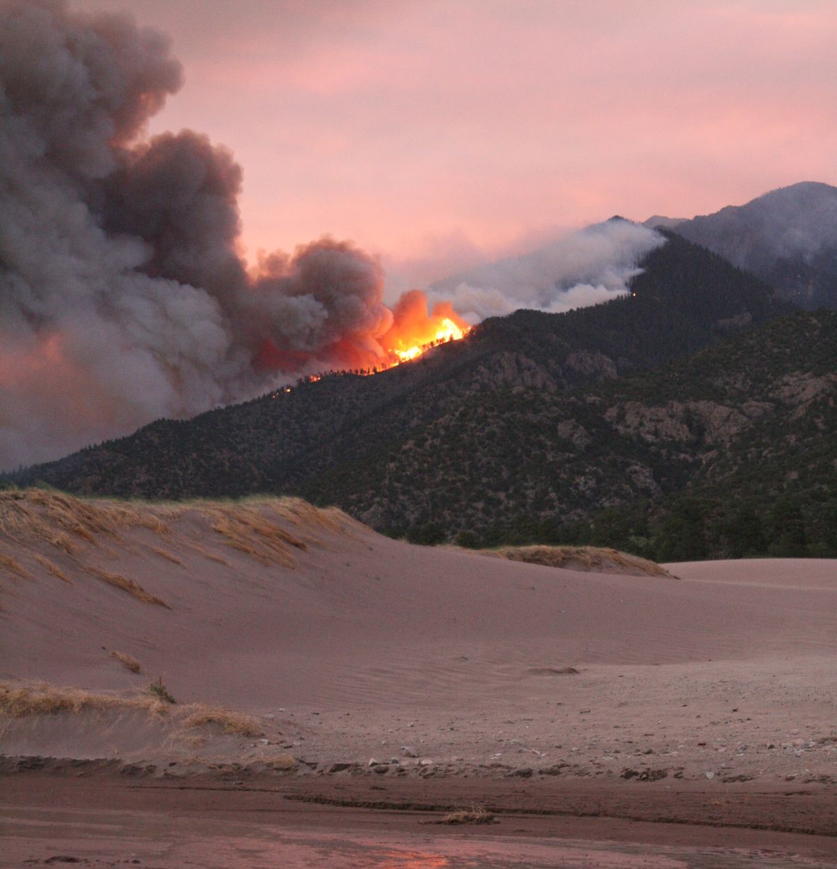 Medano fire