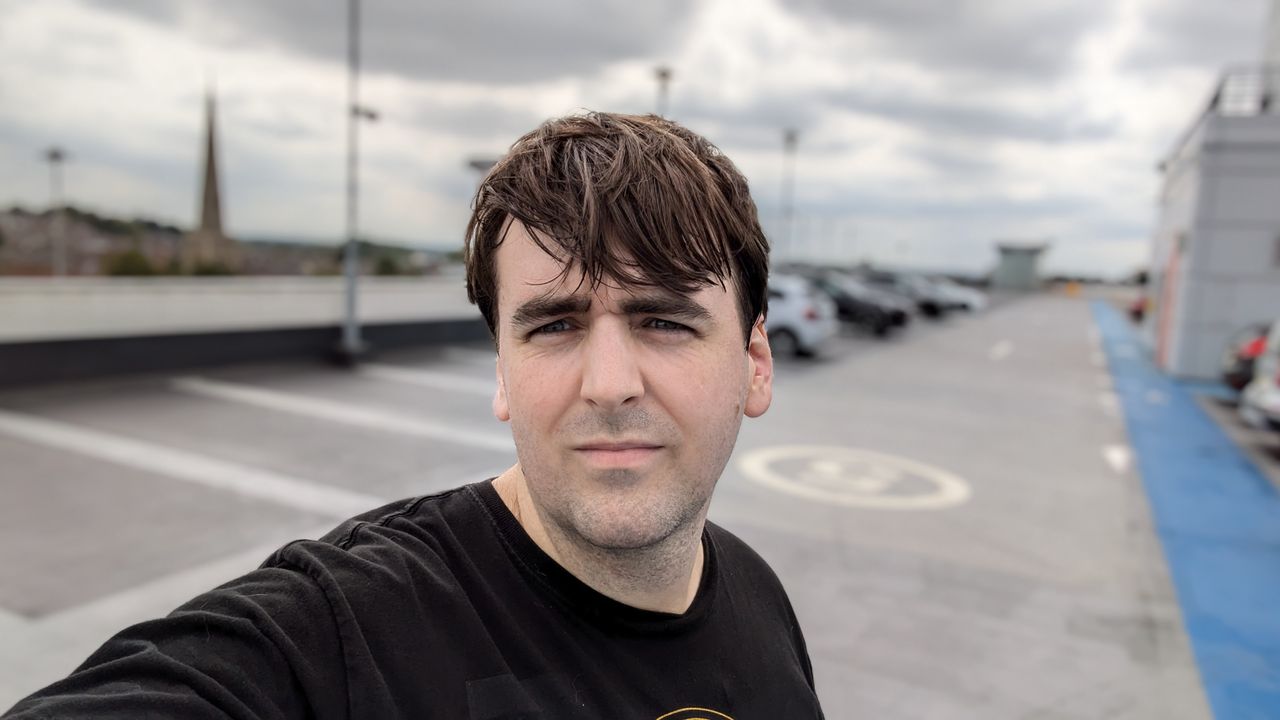 200 photos pixel 9 vs pixel 8a - portrait shots on pixel 8a