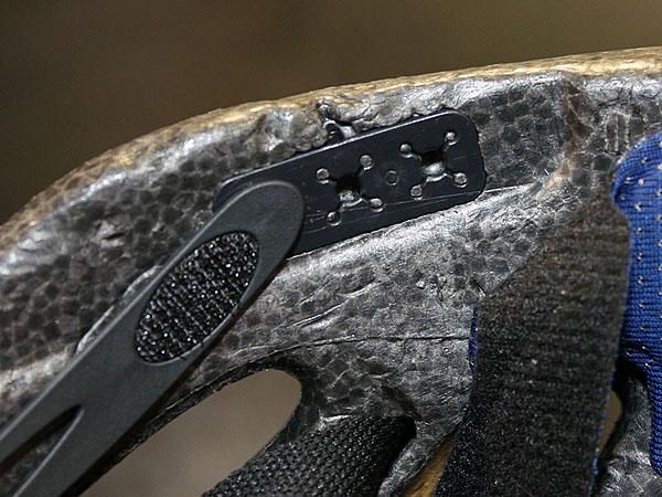 Though minimal in construction, the Prolight's Roc Loc SL retention system is still adjustable.