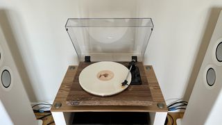 Rekkord Audio F300 turntable