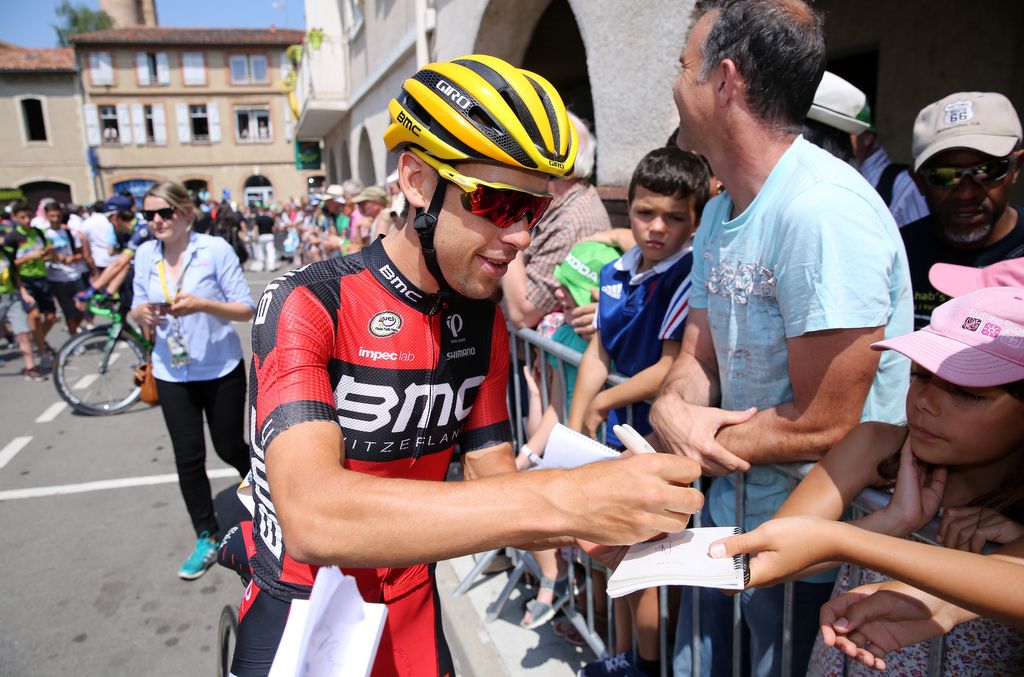 Richie Porte (BMC) signing autographs