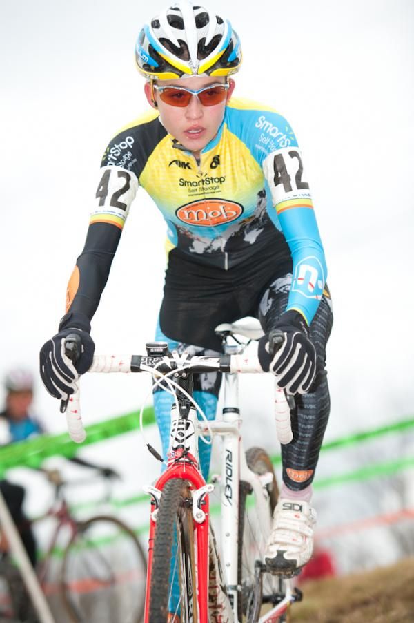 Emily Shields rides through the technical section.