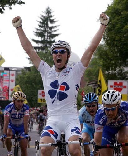 Bernhard Eisel (Francaise des Jeux) is pretty happy about winning stage 1