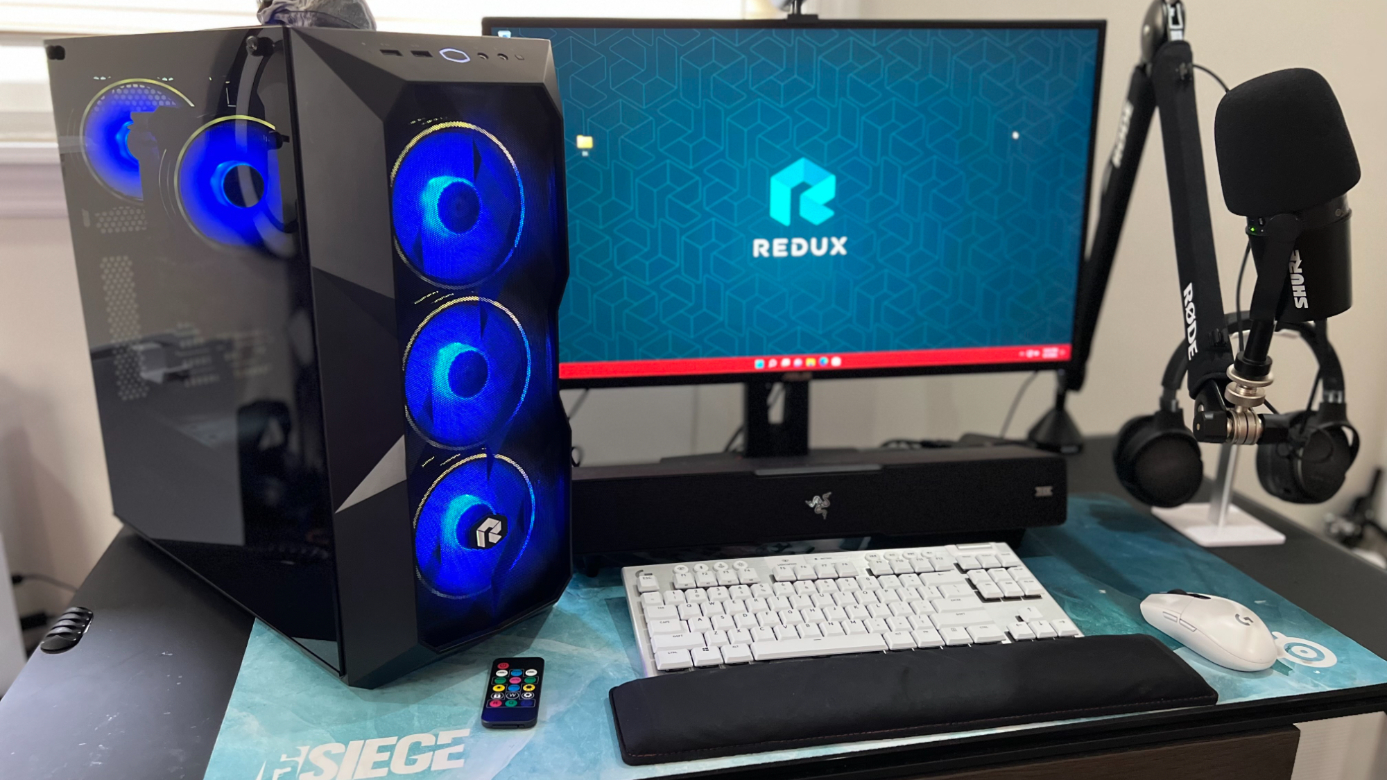 3/4 view of Redux PC.