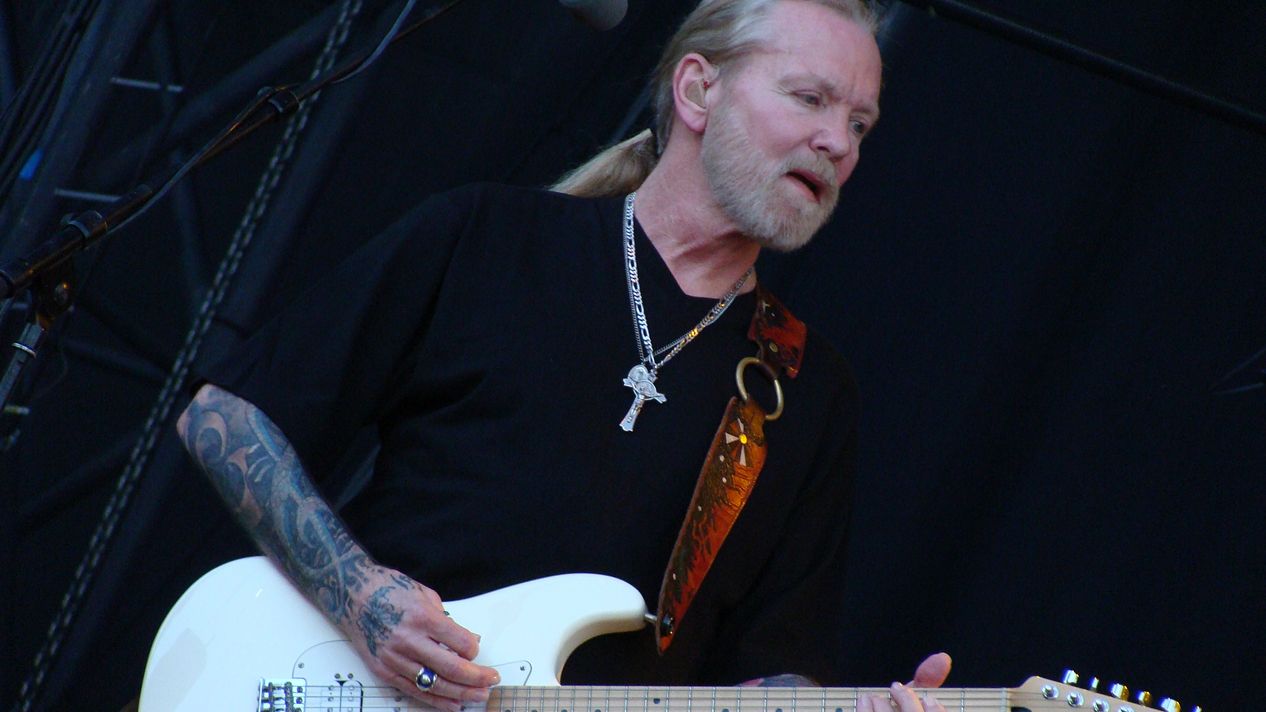 Грегг оллман. Грегг Оллман американский певец. Devon Allman. Gregg Allman – Gregg Allman Live at the 2011 New Orleans Jazz & Heritage Festival 2011 Front.