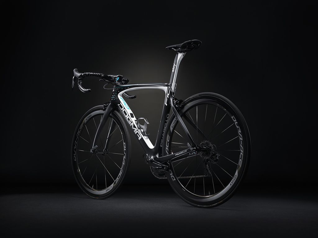 The frameset features added flashes of white for 2018