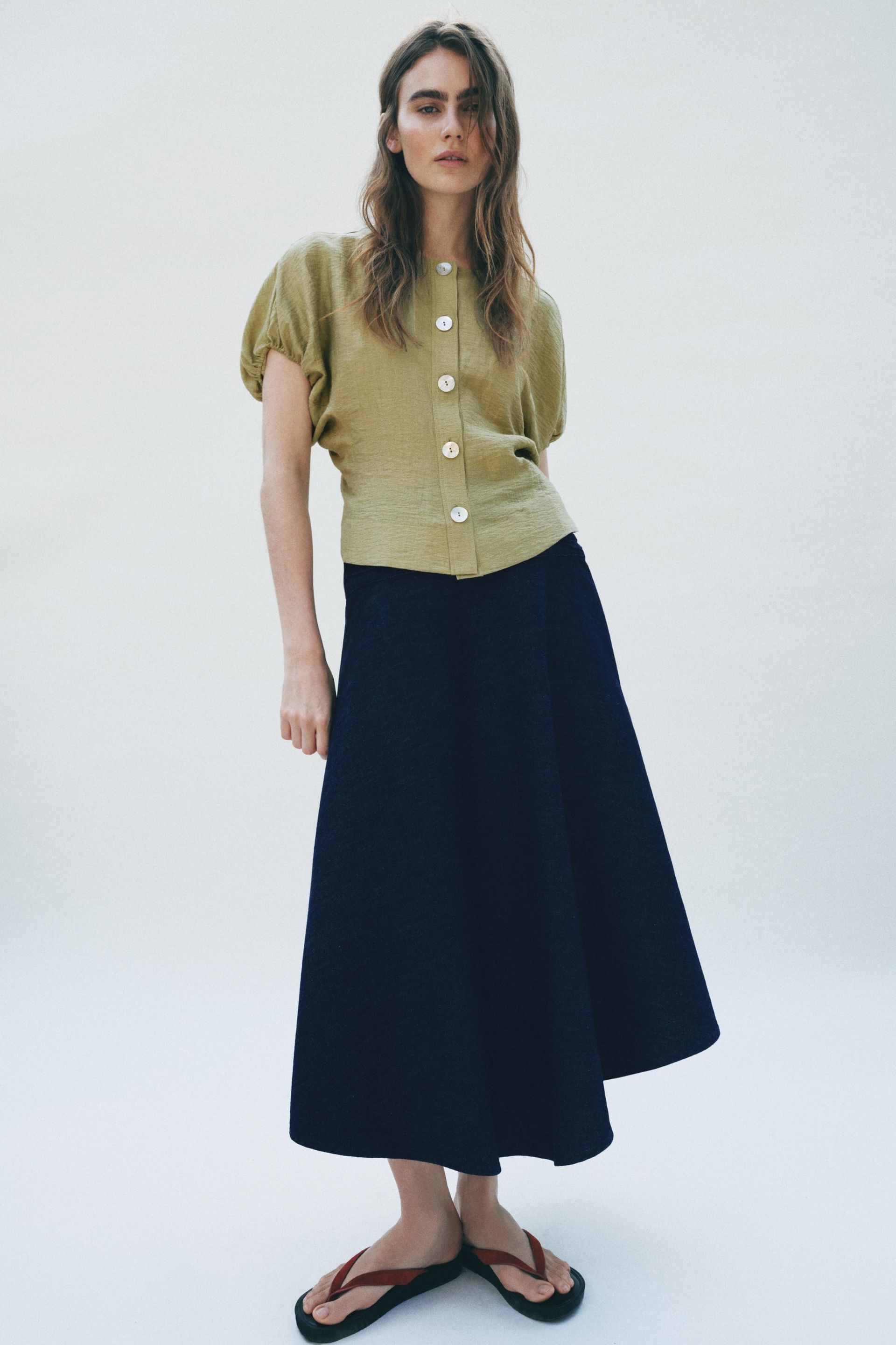 Puff Sleeve Linen Blend Top