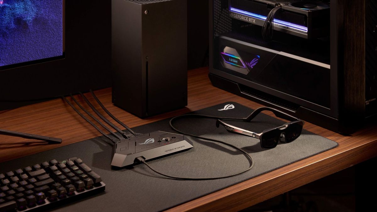 Asus ROG Xreal R1 AR glasses